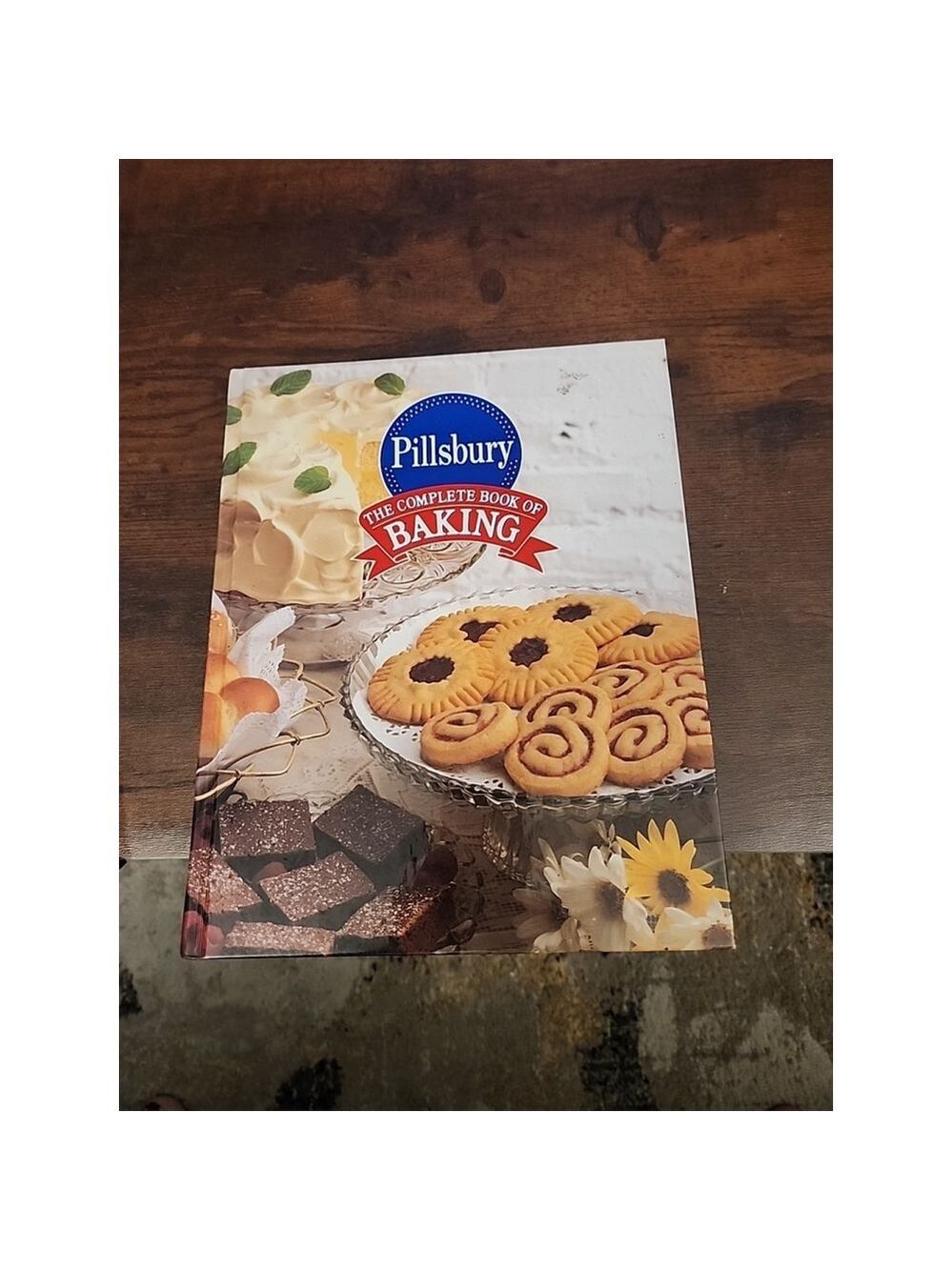 Pillsbury The Complete Book of Baking